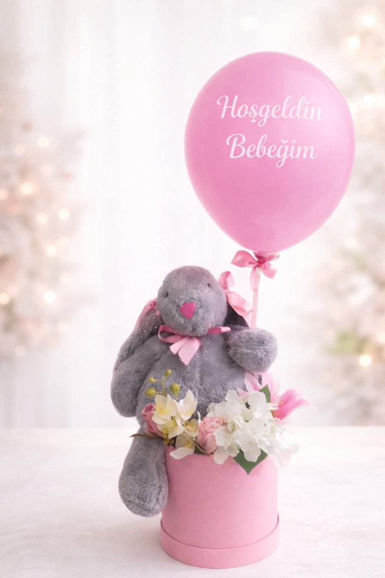 Pembe Balonlu Tavşan